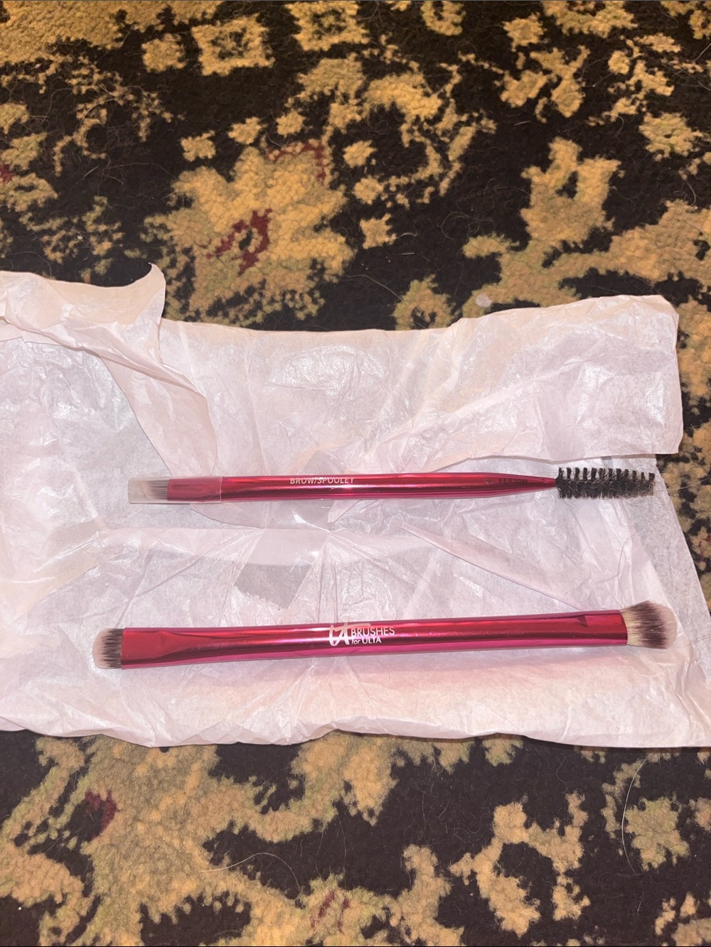 it cosmetics Double-Ended Eye Brush Set - Metallic Pink - Picture 2 of 2